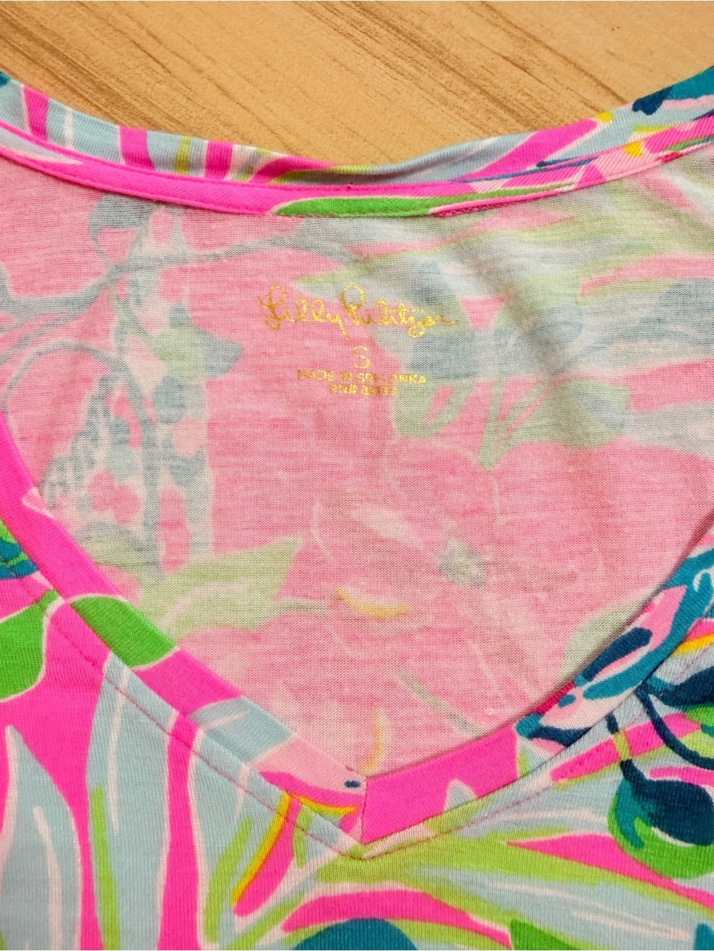 Lilly Pulitzer I’m Feline Fine PJ Knit Top Plumeria Pink Tropical Leopard Size S - Picture 3 of 8